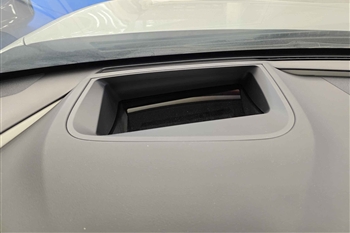  تصویر نمای داخل کابین مزدا EZ-60